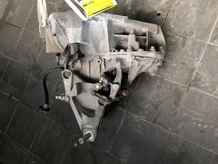 Usagé Boîte de vitesse Renault Twingo III (AH) 1.0 SCe 75 12V Prix € 498,75 Règlement à la marge proposé par Wessel Parts & Service B.V.