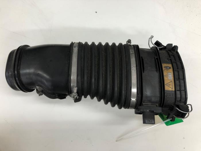 Begagnade Luftflödesmätare Mercedes S (222.0/222.1) 3.0 S-400d 4-Matic Pris € 131,25 Marginaltabell erbjuds av Wessel Parts & Service B.V.