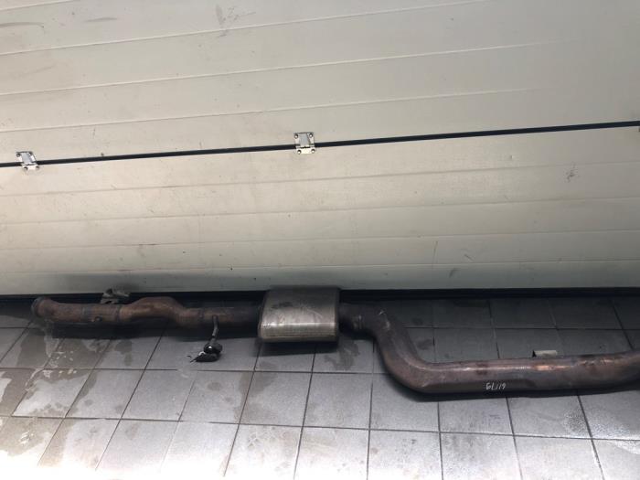 Gebrauchte Auspuff Mitteldämpfer Mercedes S (222.0/222.1) 3.0 S-400d 4-Matic Preis € 261,45 Margenregelung angeboten von Wessel Parts & Service B.V.