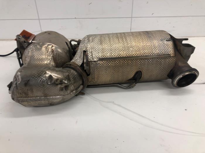 Gebrauchte Katalysator Mercedes S (222.0/222.1) 3.0 S-400d 4-Matic Preis € 943,95 Margenregelung angeboten von Wessel Parts & Service B.V.