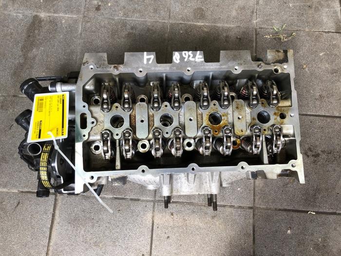 Begagnade Topplock Seat Leon ST (5FF) 1.4 TSI ACT 16V Pris € 261,45 Marginaltabell erbjuds av Wessel Parts & Service B.V.