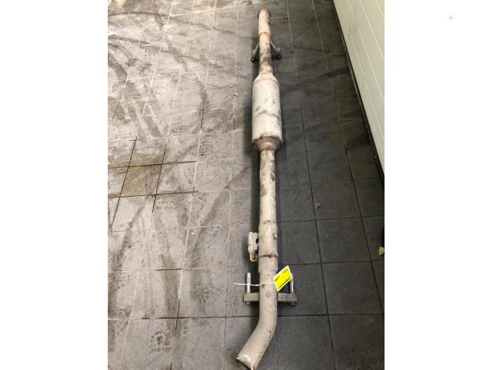 Gebrauchte Auspuff Mitteldämpfer Mercedes Sprinter 3,5t (907.6/910.6) 317 CDI 2.0 D RWD Preis € 418,95 Margenregelung angeboten von Wessel Parts & Service B.V.