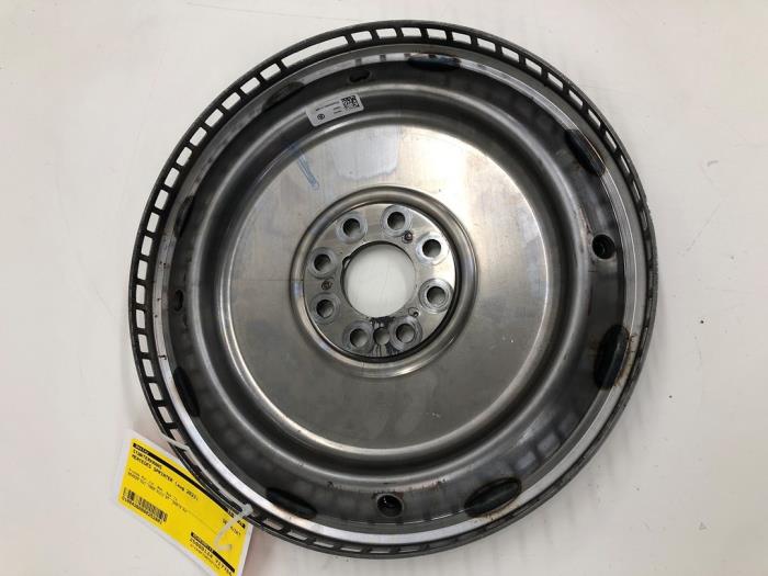 Gebrauchte Starterkranz Mercedes Sprinter 3,5t (907.6/910.6) 315 CDI 2.0 D RWD Preis € 47,25 Margenregelung angeboten von Wessel Parts & Service B.V.