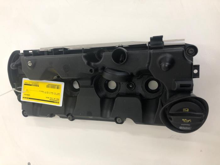 Gebrauchte Ventildeckel Audi A4 Avant (B9) 2.0 TDI Ultra 16V Preis € 51,45 Margenregelung angeboten von Wessel Parts & Service B.V.