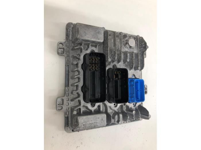 Engine management computer from a Vauxhall Insignia Grand Sport 2.0 CDTI 16V 2017