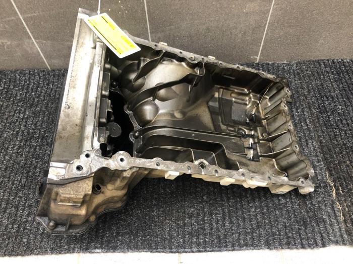 Gebrauchte Ölwanne Mercedes GLE (W166) 350d 3.0 V6 24V BlueTEC 4-Matic Preis € 313,95 Margenregelung angeboten von Wessel Parts & Service B.V.