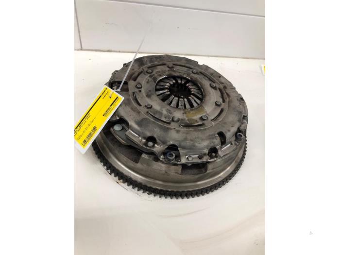 Gebrauchte Doppelte Masse Schwungrad Fiat Ducato (250) 2.0 D 115 Multijet Preis € 313,95 Margenregelung angeboten von Wessel Parts & Service B.V.