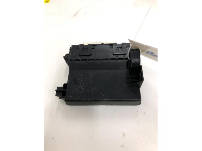 Used Cooling computer Lexus IS (E3) 300h 2.5 16V Price € 72,45 Margin scheme offered by Wessel Parts & Service B.V.