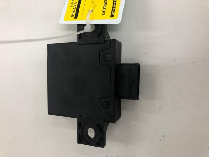 Usagé Ordinateur divers Audi A5 Sportback (F5A/F5F) 2.0 TFSI Mild Hybrid 16V Prix € 40,95 Règlement à la marge proposé par Wessel Parts & Service B.V.