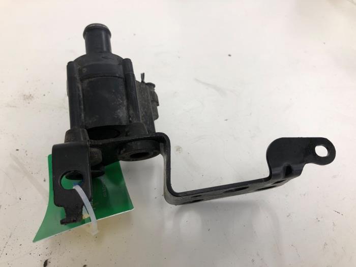 Begagnade Vattenpump Audi A5 Sportback (F5A/F5F) 2.0 TFSI Mild Hybrid 16V Pris € 40,95 Marginaltabell erbjuds av Wessel Parts & Service B.V.