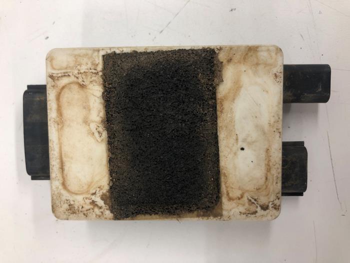 Usagé Module pompe carburant Opel Movano 2.3 CDTi 16V FWD Prix € 61,95 Règlement à la marge proposé par Wessel Parts & Service B.V.