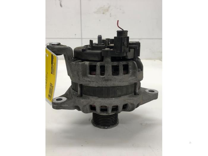 Begagnade Dynamo Iveco New Daily VI Pris € 156,45 Marginaltabell erbjuds av Wessel Parts & Service B.V.