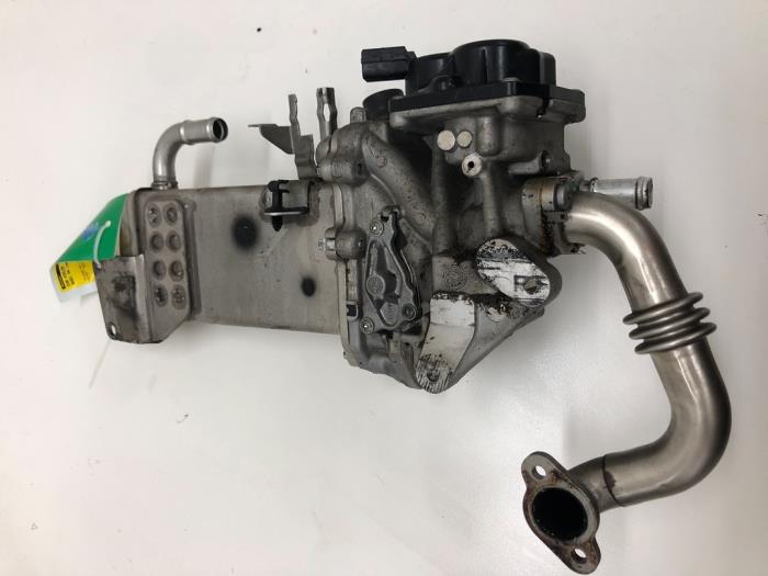 Usagé Refroidisseur RGE Audi A4 Avant (B8) 2.0 TDI 16V Prix € 156,45 Règlement à la marge proposé par Wessel Parts & Service B.V.