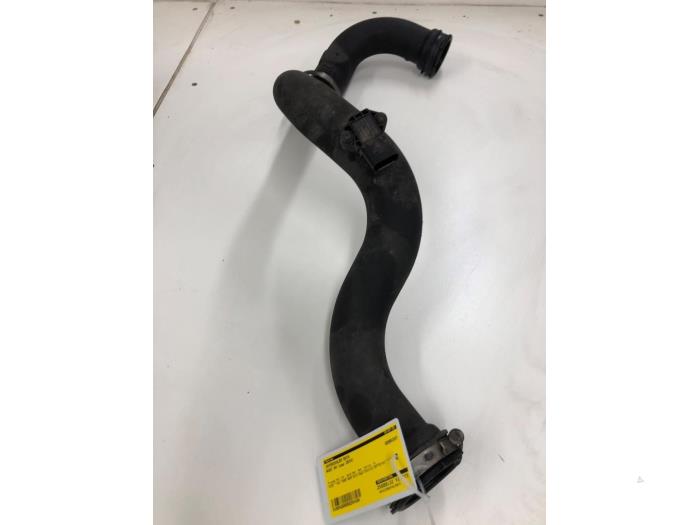 Gebrauchte Intercooler Rohr Audi A4 Avant (B8) 2.0 TDI 16V Preis € 51,45 Margenregelung angeboten von Wessel Parts & Service B.V.