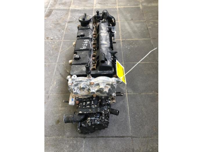 Używane Glowica cylindra Kia Sportage (QL) 1.6 CRDi 16V 116 Cena € 1.048,95 Procedura marży oferowane przez Wessel Parts & Service B.V.