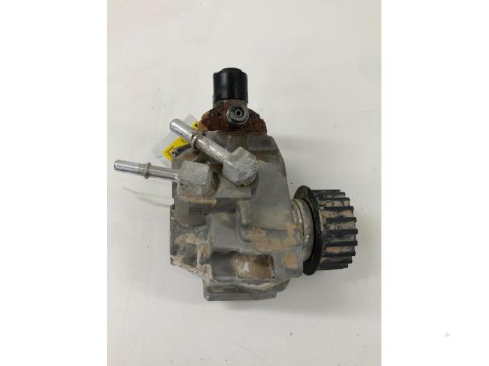 Begagnade Dieselpump Kia Sportage (QL) 1.6 CRDi 16V 116 Pris på förfrågan erbjuds av Wessel Parts & Service B.V.