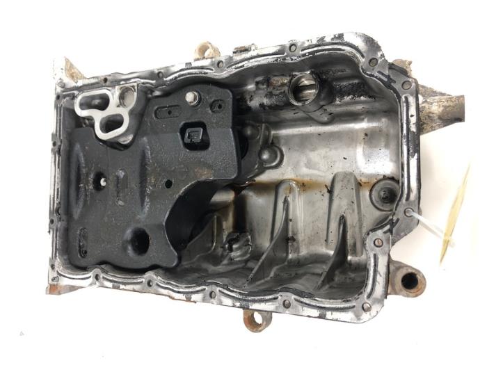 Used Sump Kia Sportage (QL) 1.6 CRDi 16V Eco-Dynamics+ Price € 131,25 Margin scheme offered by Wessel Parts & Service B.V.