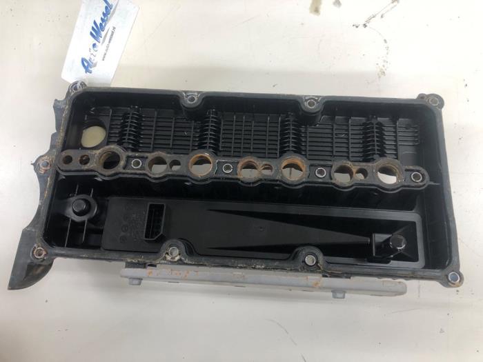 Gebrauchte Ventildeckel Kia Sportage (QL) 1.6 CRDi 16V 116 Preis € 72,45 Margenregelung angeboten von Wessel Parts & Service B.V.