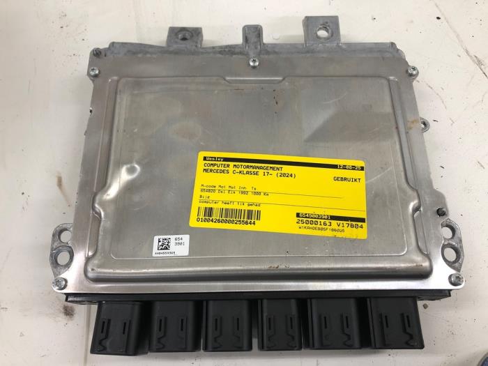 Used Engine management computer Mercedes C Estate (S206) C-220d 2.0 Turbo 16V Price on request offered by Wessel Parts & Service B.V.