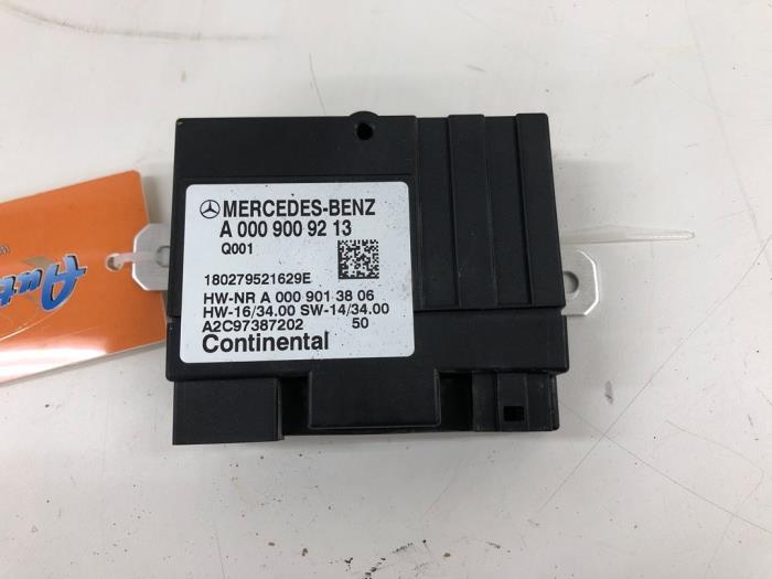 Usagé Module pompe carburant Mercedes Vito (447.6) 1.6 111 CDI 16V Prix € 61,95 Règlement à la marge proposé par Wessel Parts & Service B.V.