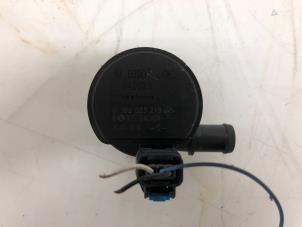 Vattenpump från en Renault Master III (EV/HV/UV/VA/VB/VD/VF/VG/VJ) 2.3 Energy dCi 180 Twin Turbo 16V FWD 2020