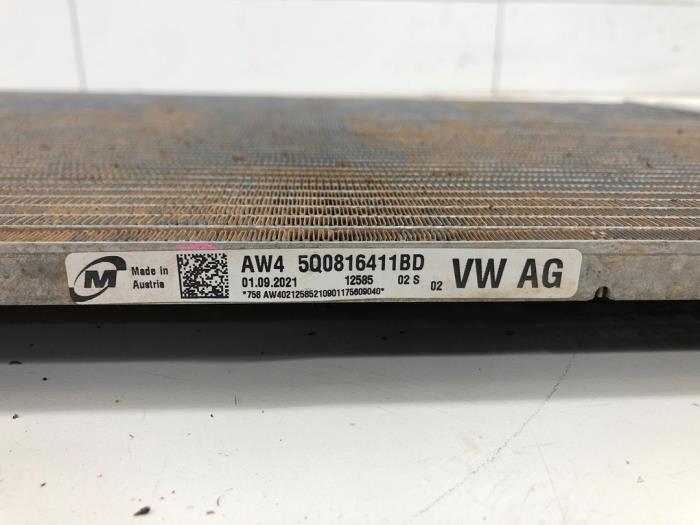 Usagé Radiateur clim Skoda Kamiq Prix € 72,45 Règlement à la marge proposé par Wessel Parts & Service B.V.