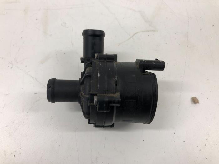 Begagnade Vattenpump Volkswagen Polo VI (AW1) 1.0 TSI 12V Pris € 30,45 Marginaltabell erbjuds av Wessel Parts & Service B.V.