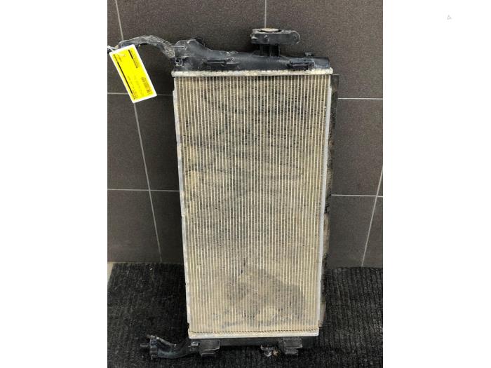 Gebrauchte Kühler Kia Ceed (CDB5/CDBB) 1.4 T-GDI 16V Preis € 103,95 Margenregelung angeboten von Wessel Parts & Service B.V.