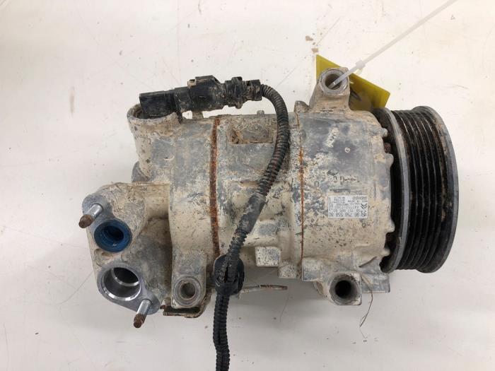 Usagé Pompe clim Citroen Berlingo 1.5 BlueHDi 100 Prix € 156,45 Règlement à la marge proposé par Wessel Parts & Service B.V.