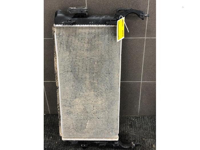 Gebrauchte Kühler Kia Ceed (CDB5/CDBB) 1.4 T-GDI 16V Preis € 103,95 Margenregelung angeboten von Wessel Parts & Service B.V.