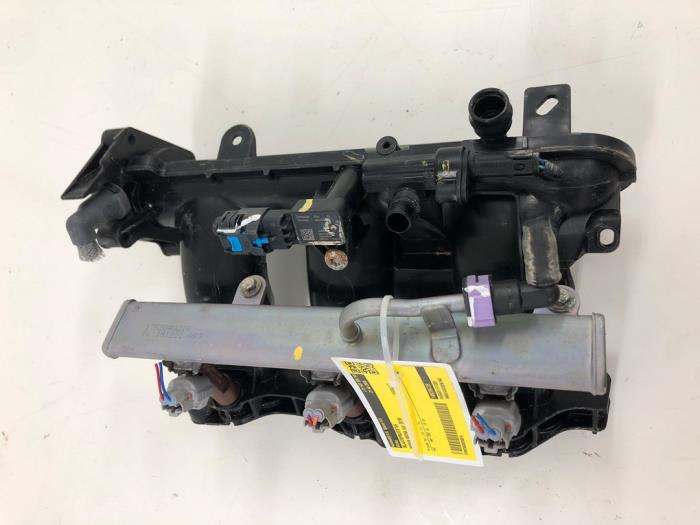 Gebrauchte Ansaugbrugge Nissan Micra (K14) 1.0 IG-T 100 Preis € 156,45 Margenregelung angeboten von Wessel Parts & Service B.V.