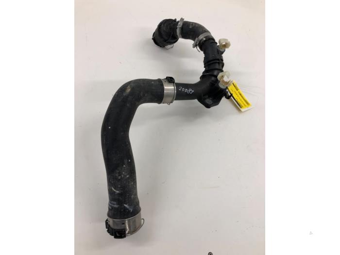 Gebrauchte Intercooler Schlauch Nissan Micra (K14) 1.0 IG-T 100 Preis € 72,45 Margenregelung angeboten von Wessel Parts & Service B.V.