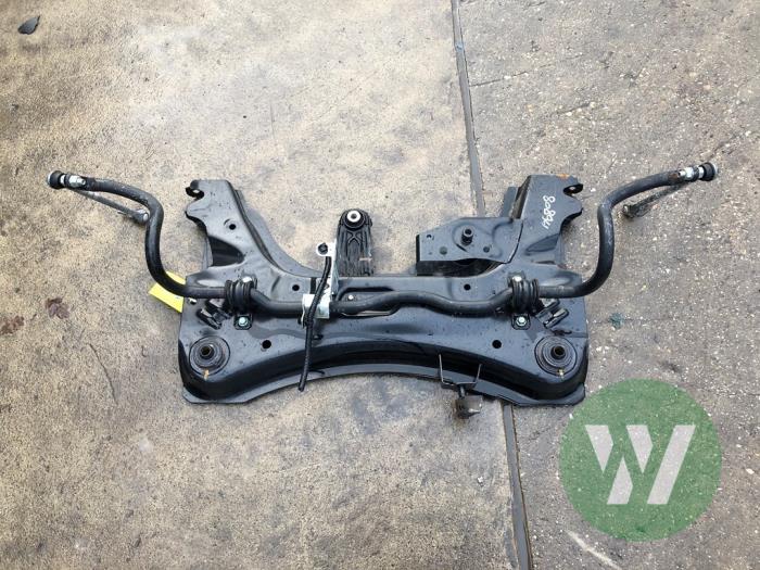 Usagé Faux châssis Nissan NV 200 (M20M) 1.5 dCi 90 Prix € 261,45 Règlement à la marge proposé par Wessel Parts & Service B.V.