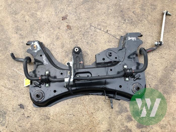 Usagé Faux châssis Nissan NV 200 (M20M) 1.5 dCi 90 Prix € 261,45 Règlement à la marge proposé par Wessel Parts & Service B.V.