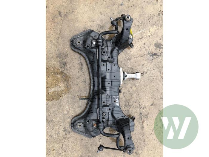 Subframe Kia Carens IV (RP), 2013 1.6 GDI 16V, MPV, Petrol, 1.591cc, 99kW (135pk), FWD, G4FD, 2013-03 / 2016-08, RPC5P1; RPC5P2; RPC7P1; RPC7P2 (Used)