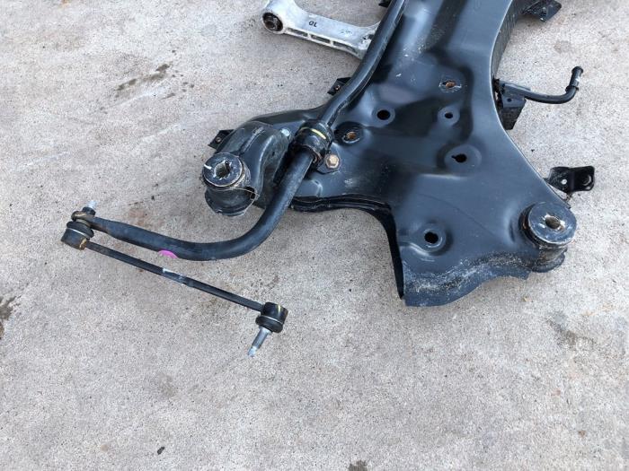 Subframe Kia Sportage (QL), 2015 / 2022 1.6 GDI 16V 4x2, Jeep/SUV, Petrol, 1.591cc, 97kW (132pk), FWD, G4FD, 2015-09 / 2022-09, QLEF5P11; QLEF5P31 (Used)