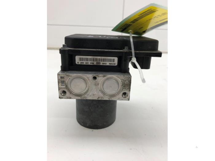 Gebrauchte ABS Pumpe Porsche Panamera (970) 3.6 V6 24V Preis € 261,45 Margenregelung angeboten von Wessel Parts & Service B.V.