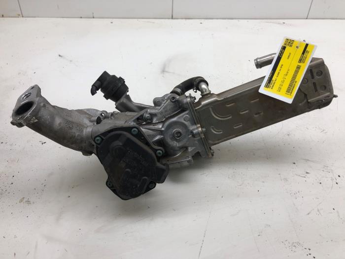 Usagé Refroidisseur RGE Mercedes GLC (X253) 2.2 250d 16V BlueTEC 4-Matic Prix € 131,25 Règlement à la marge proposé par Wessel Parts & Service B.V.