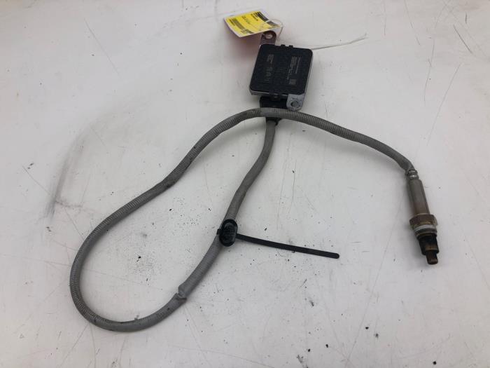 Usados Sensor Nox Opel Vivaro 2.0 Diesel 145 Precio € 131,25 Norma de margen ofrecido por Wessel Parts & Service B.V.