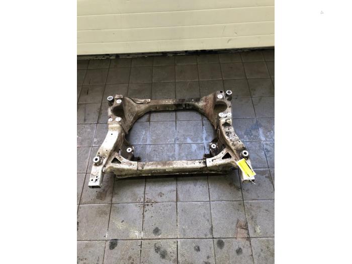 Begagnade Underram Mercedes GLC (X253) 2.2 250d 16V BlueTEC 4-Matic Pris € 471,45 Marginaltabell erbjuds av Wessel Parts & Service B.V.