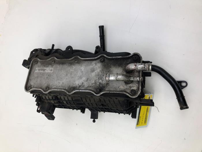Begagnade Insugsrör Volkswagen Golf VII (AUA) 1.2 TSI 16V Pris € 103,95 Marginaltabell erbjuds av Wessel Parts & Service B.V.