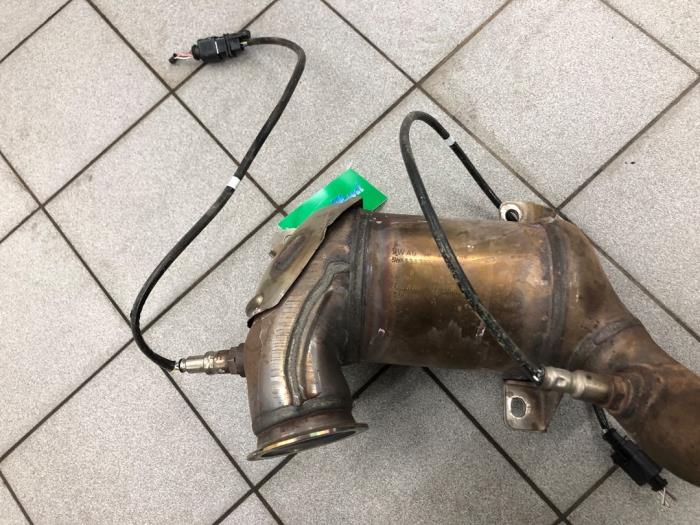 Katalysator van een Seat Leon Sportstourer (KLF) 1.5 eTSI 16V 2024