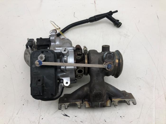 Usagé Turbo Mercedes B (W247) 1.3 B-250 e Turbo 16V Prix € 208,95 Règlement à la marge proposé par Wessel Parts & Service B.V.