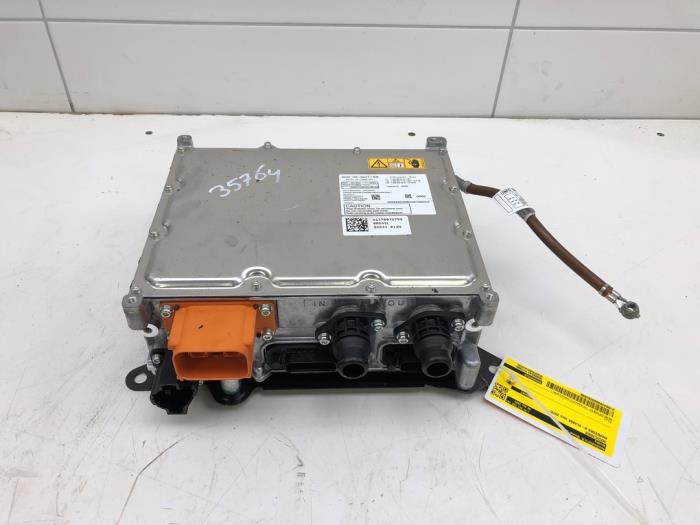 Begagnade Batteriladdare Mercedes B (W247) 1.3 B-250 e Turbo 16V Pris € 523,95 Marginaltabell erbjuds av Wessel Parts & Service B.V.