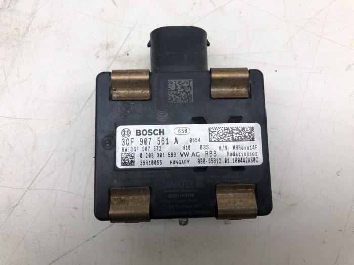 Begagnade Radarsensor Volkswagen Golf VII Variant (AUVV) 1.4 TSI BlueMotion Technology 125 16V Pris € 208,95 Marginaltabell erbjuds av Wessel Parts & Service B.V.