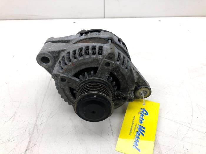 Gebrauchte Dynamo Jeep Cherokee (KL) 2.2 Multijet II 16V 4x4 Preis € 156,45 Margenregelung angeboten von Wessel Parts & Service B.V.