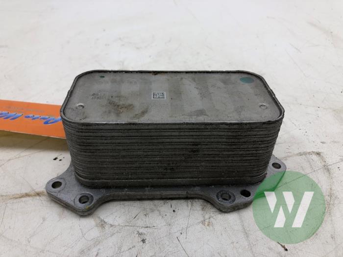 Gebrauchte Ölkühler Mercedes C Estate (S205) C-300 2.0 Turbo 16V EQ Boost 4-Matic Preis € 51,45 Margenregelung angeboten von Wessel Parts & Service B.V.