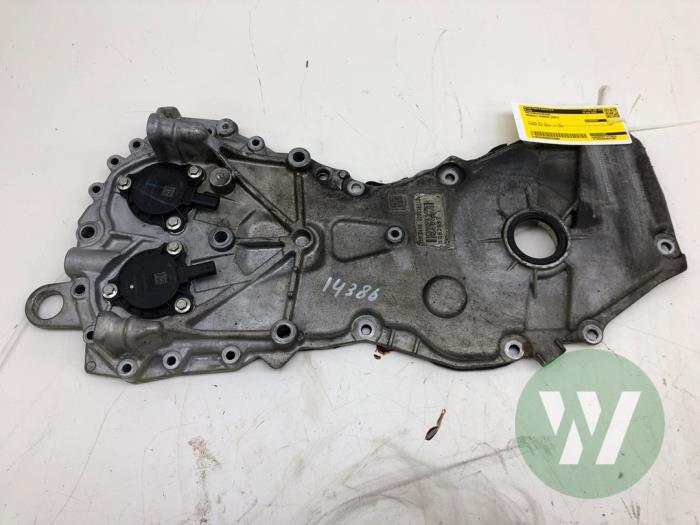 Usagé Couvercle de distribution Renault Kangoo (RK..) 1.3 TCE 100 16V Prix € 61,95 Règlement à la marge proposé par Wessel Parts & Service B.V.