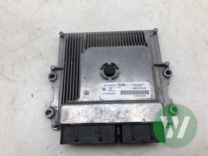 Używane Komputer sterowania silnika Opel Astra L Sports Tourer (F4/FC/FN/FR) 1.2 Turbo 130 12V Cena € 156,45 Procedura marży oferowane przez Wessel Parts & Service B.V.