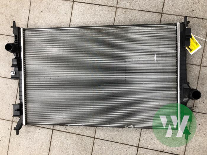 Radiateur d'un Opel Astra L Sports Tourer (F4/FC/FN/FR) 1.2 Turbo 110 12V 2024